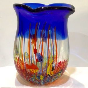 Aquarium blown glass art vase with fish